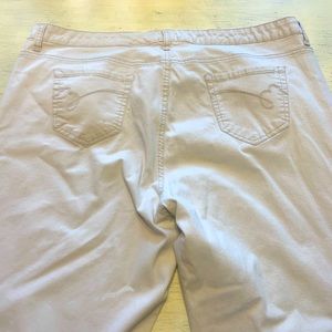 Womens plus size Bandolino (Mandie) jeans sz 24w